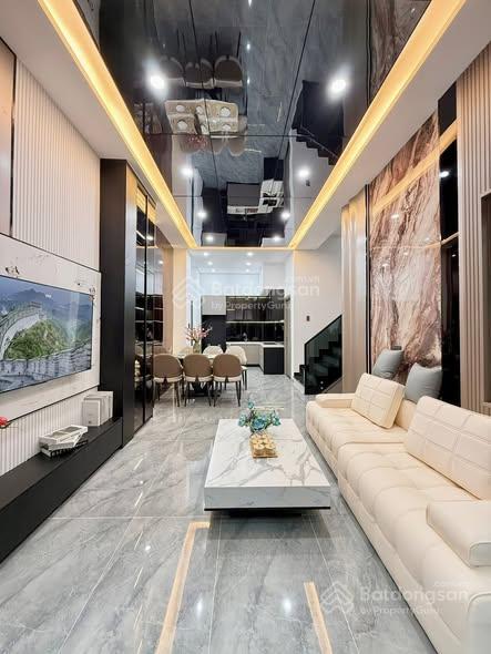 Có pn trệt cho người già! nhà 70m ngang 6m nở hậu phan đăng lưu phú nhuận  chỉ 7.x tỷ! sân bay 7p