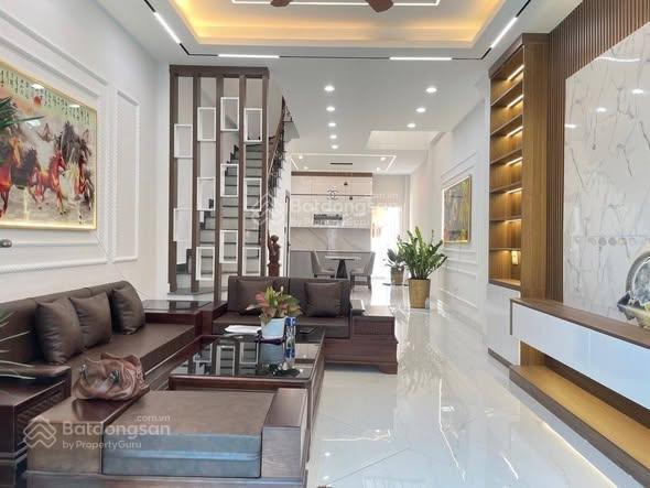 Siêu phẩm lô góc huỳnh văn bánh phú nhuận, 65m2, 4 tầng, hẻm thông kinh doanh, 9.1 tỷ