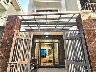 Bán nhà hoàng hoa thám bình thạnh, 68m2, hẻm ô tô tránh, 4 tầng mới, sổ đẹp, 8.x tỷ