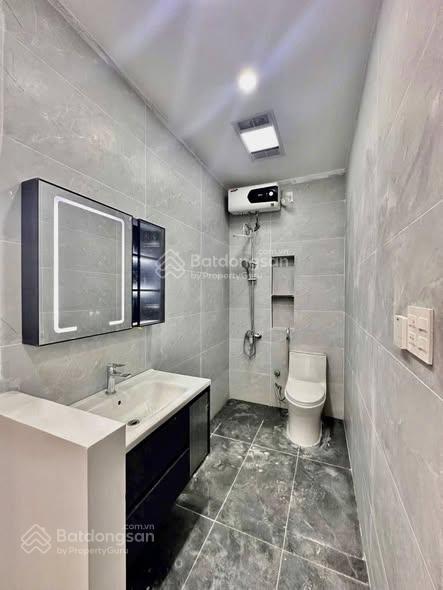 Khu vip đoàn thị điểm, phú nhuận 80m, 4 tầng, thang máy, 7pn 7wc khép kín, gara ô tô, 10đ++