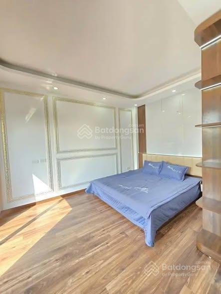 Giá đầu tư phú nhuận 5 tầng btct  45m²  full nội thất  sát hẻm xe hơi cô giang, bán nhà