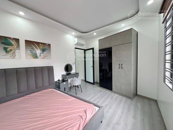 Hàng hiếm hiếm có phan xích long ngay bv hoàn mỹ  3 tầng btct mới 55m2 cách đường 100m, bán nhà