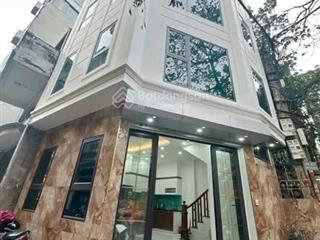 Lô góc kinh doanh cô giang phú nhuận  9,95 tỷ 5 tầng mới đẹp ô tô dừng đỗ tận cửa, bán nhà