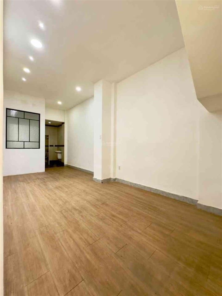 Giảm 1.1 tỷ! mt nguyễn đình chính, phú nhuận 136m²  gpxd 4 tầng  chỉ 23.9 tỷ