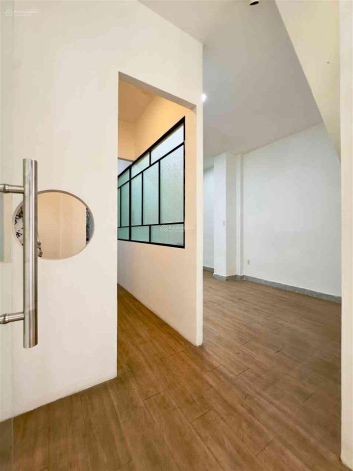 Giảm 1.1 tỷ! mt nguyễn đình chính, phú nhuận 136m²  gpxd 4 tầng  chỉ 23.9 tỷ