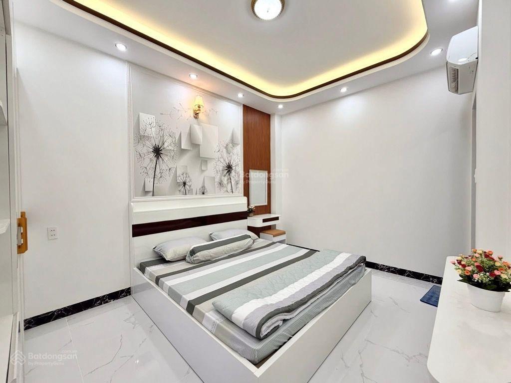 Hạ 400 triệu  nhà giáp bình thạnh 4 tầng mới 100%  ô tô 7 chỗ ngủ trong nhà  60m2  9,x tỷ