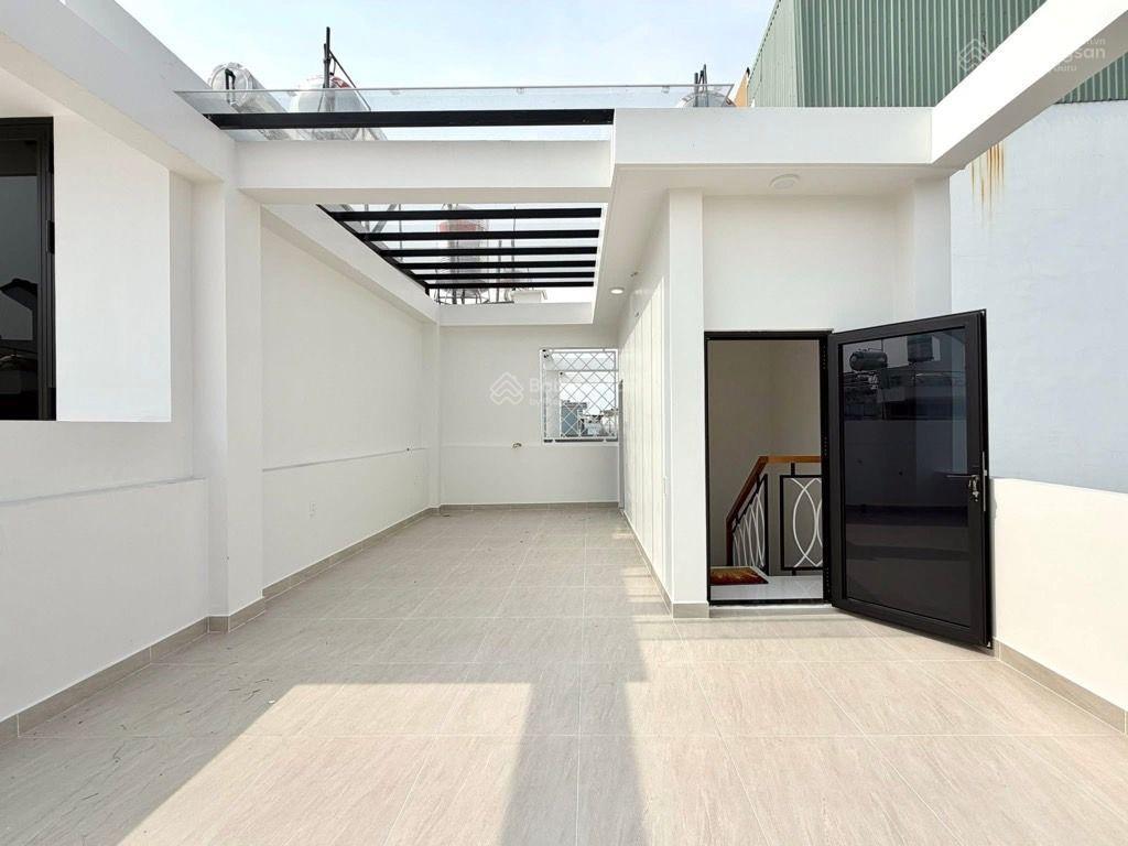 Hạ 400 triệu  nhà giáp bình thạnh 4 tầng mới 100%  ô tô 7 chỗ ngủ trong nhà  60m2  9,x tỷ