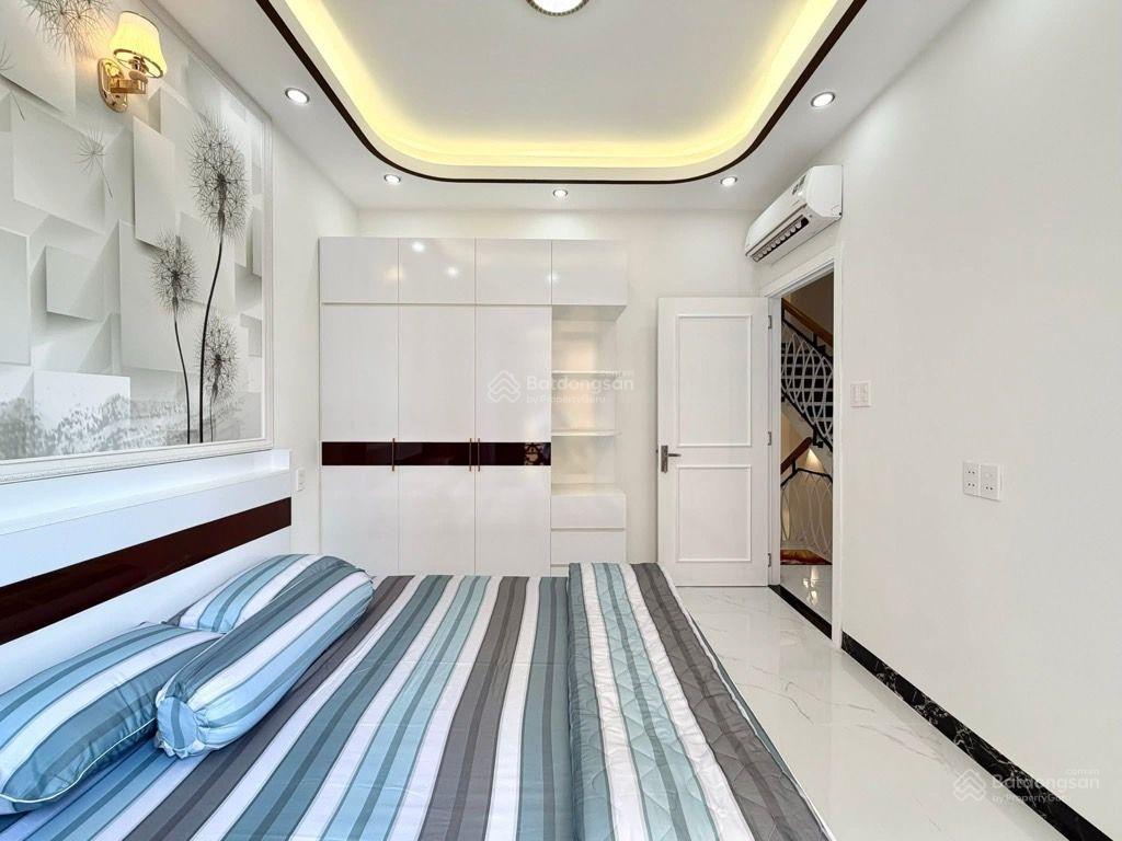 Hạ 400 triệu  nhà giáp bình thạnh 4 tầng mới 100%  ô tô 7 chỗ ngủ trong nhà  60m2  9,x tỷ