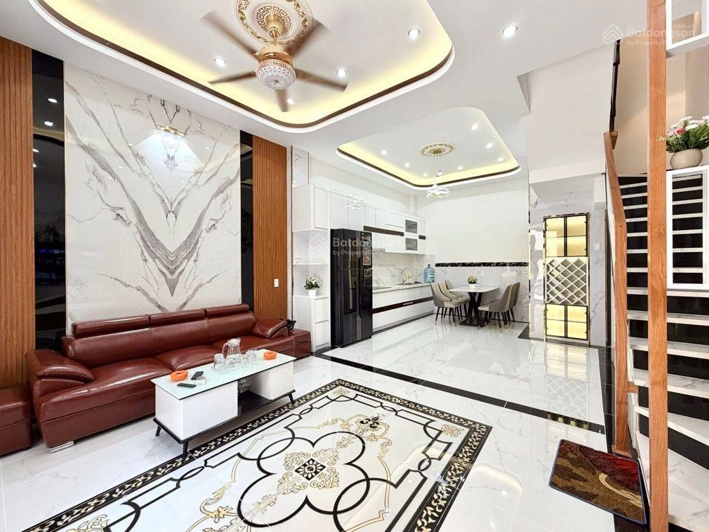 Hạ 400 triệu  nhà giáp bình thạnh 4 tầng mới 100%  ô tô 7 chỗ ngủ trong nhà  60m2  9,x tỷ