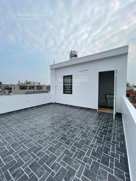 Bùi hữu nghĩa bình thạnh  lô góc 3 mặt thoáng  4 tầng (trệt lửng 2 lầu st)  7,2 tỷ thương lượng