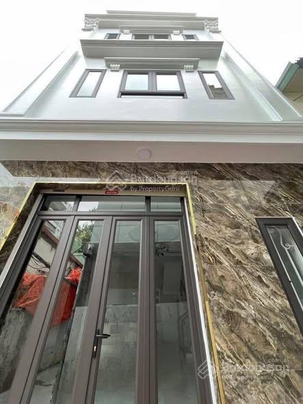 Bùi hữu nghĩa bình thạnh  lô góc 3 mặt thoáng  4 tầng (trệt lửng 2 lầu st)  7,2 tỷ thương lượng