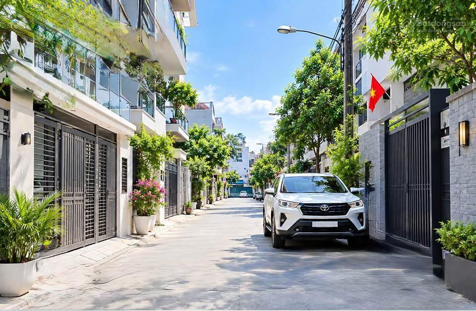 Đầu nơ trang long, bình thạnh  ngang 8.6m hiếm có! 102m hxh  6pn (có pn trệt)  chỉ 9.95 tỷ tl