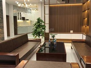 Trung tâm đống đa  nhà xây chắc chắn  thang máy  cận phố gần hồ  nhà full nội thất ở được luôn.