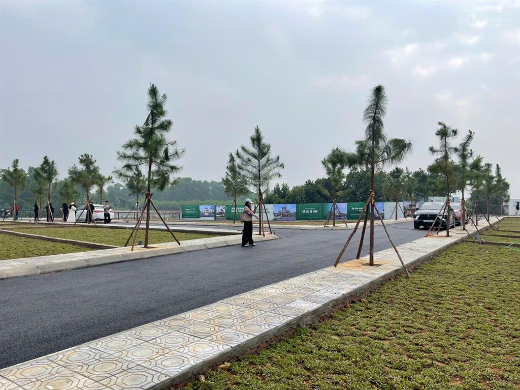 Bán đất vị trí hiếm full thổ cư gần lõi khu cnc hòa lạc, đường ô tô tránh nhau, cách ql21a chỉ 1km