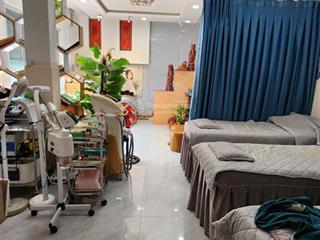 Nhà 1 trệt 1 lầu, đối diện cổng vạn phúc city, hxh, giá 5,5tỷ