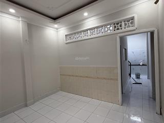 Cho thuê nhà riêng 108/14 vườn lài, 11 triệu, 90m2, 3pn, 2wc, giá tốt!