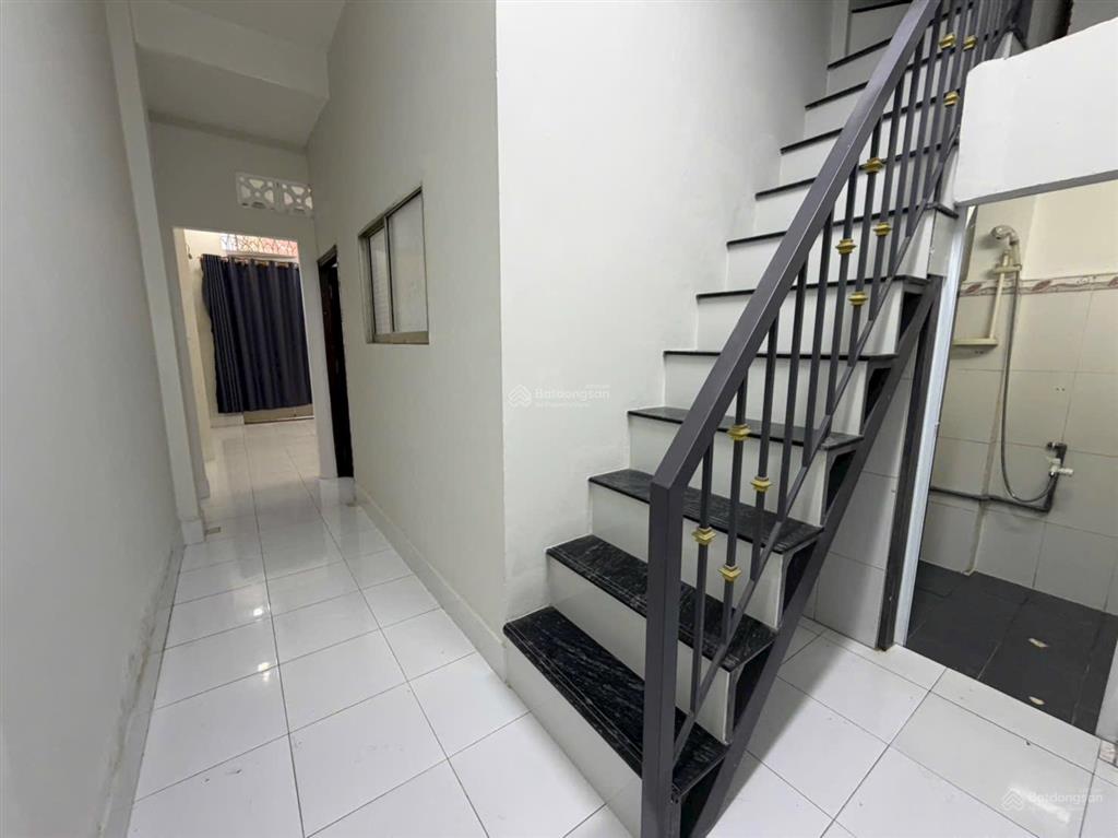 Cho thuê nhà riêng tại 108/14 vườn lài, 45m2, 1 trệt 1 lầu, 2pn, 2wc