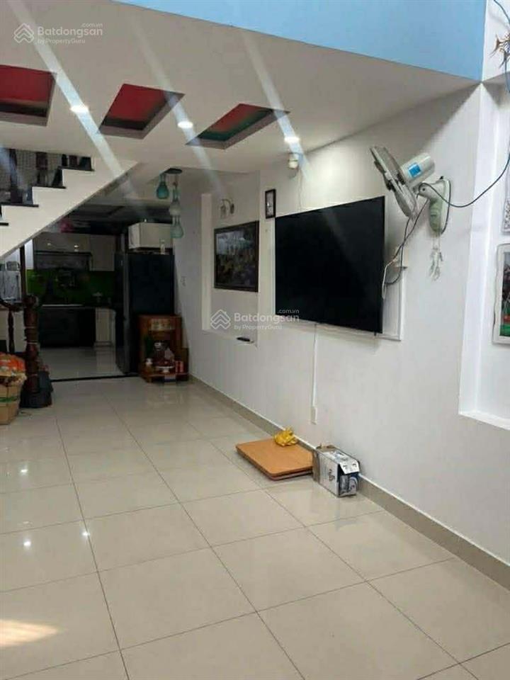 Chỉ 4tỷ, hẻm xe hơi, 2 tầng, 3pn 45m2, ngay nam long quận 7