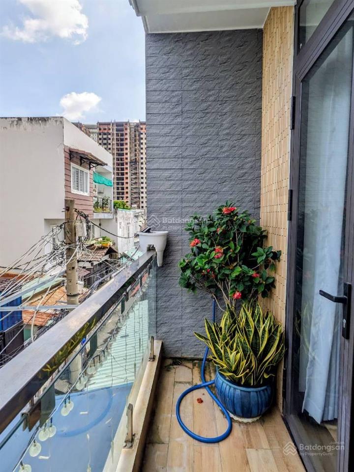 Lô góc phú thuận, quận 7, 50m2, 2pn, 3wc hàng hiếm đẹp, ở ngay