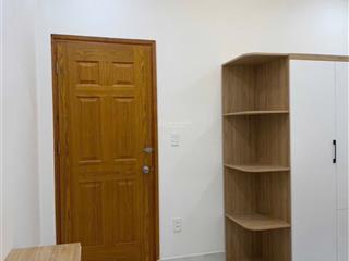 Nhà nở hậu 5m, tây trạch, dt 63m2, hẻm thông 100m ra đường xe tải, chỉ nhỉnh 5tỷ, kdc hiện hữu