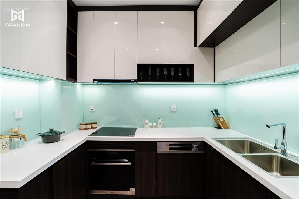 Bán căn hộ mới 2pn2wc phường giảng võ  full nội thất  sổ hồng lâu dài
