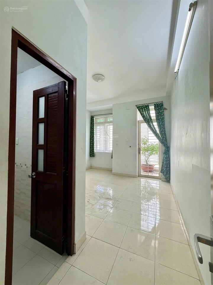 Nhà 3 tầng 87m2 hxh đậu cửa hoàng hoa thám p7 bt nhỉnh 11 tỷ