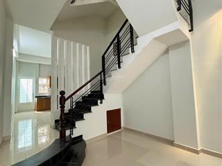 Nhà 3 tầng 87m2 hxh đậu cửa hoàng hoa thám p7 bt nhỉnh 11 tỷ