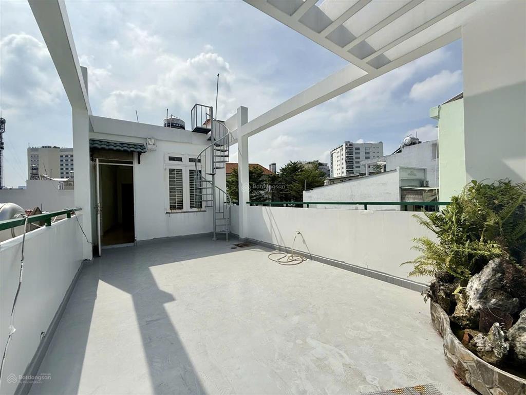 Nhà 3 tầng 87m2 hxh đậu cửa hoàng hoa thám p7 bt nhỉnh 11 tỷ