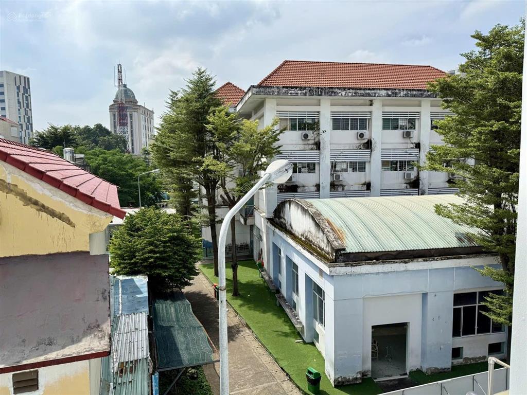 Nhà 3 tầng 87m2 hxh đậu cửa hoàng hoa thám p7 bt nhỉnh 11 tỷ
