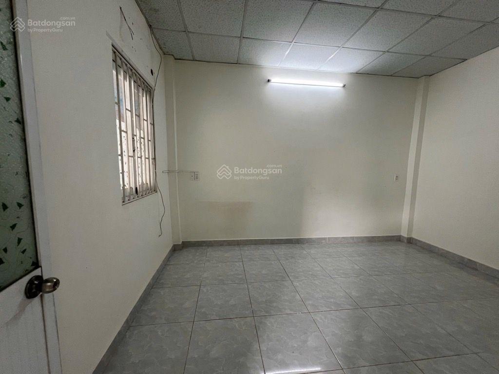 Nhà 2 lầu 35m2 liền kề phú mỹ hưng quận 7