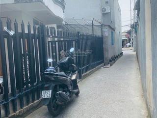 3 tỷ 3 nhà lô nhì ngang lớn 9,2m sát mt huỳnh tấn phát, nhà bè