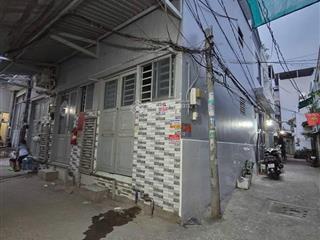 4 tỷ 850 3 căn 46m2  ngang 7,3m  vừa ở vừa cho thuê  gần cầu phú mỹ quận 7