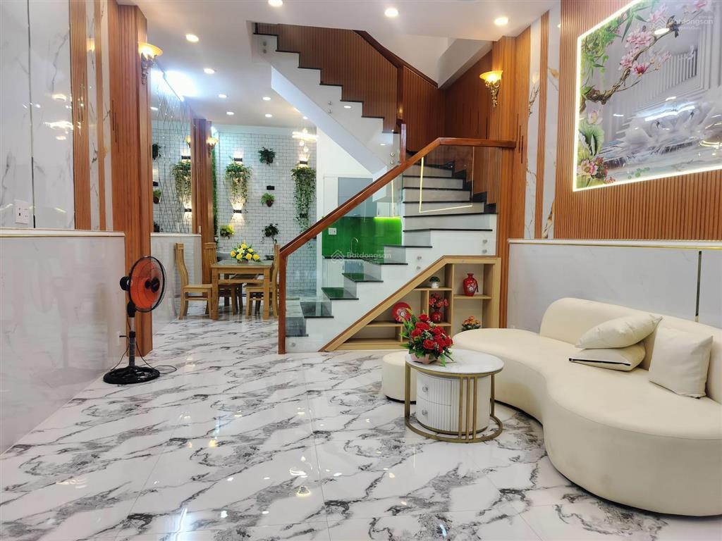 Bán nhà 3 tầng full nội thất 3pn  60m2  hxh 15m  huỳnh tấn phát 200m sang quận 7  nhỉnh 5tỷ