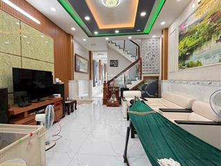 Bán nhà 5.5tỷ dt 104m2 (4.6x22) hẻm ô tô huỳnh tấn phát tân phú sát pmh quận 7hẻm kinh doanh tốt