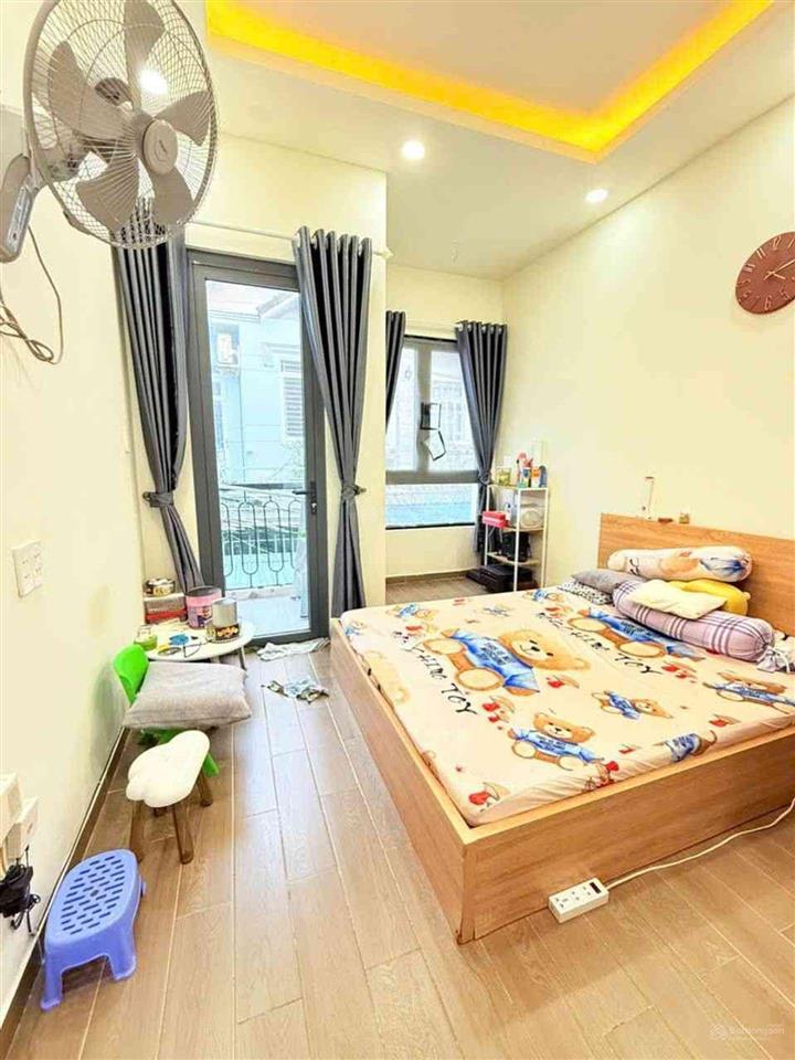 Bán nhà đẹp 43m2 full nội thất huỳnh tấn phát kề pmh gần chợ gò ô môi phú thuận quận 7 chỉ 4tỷ990