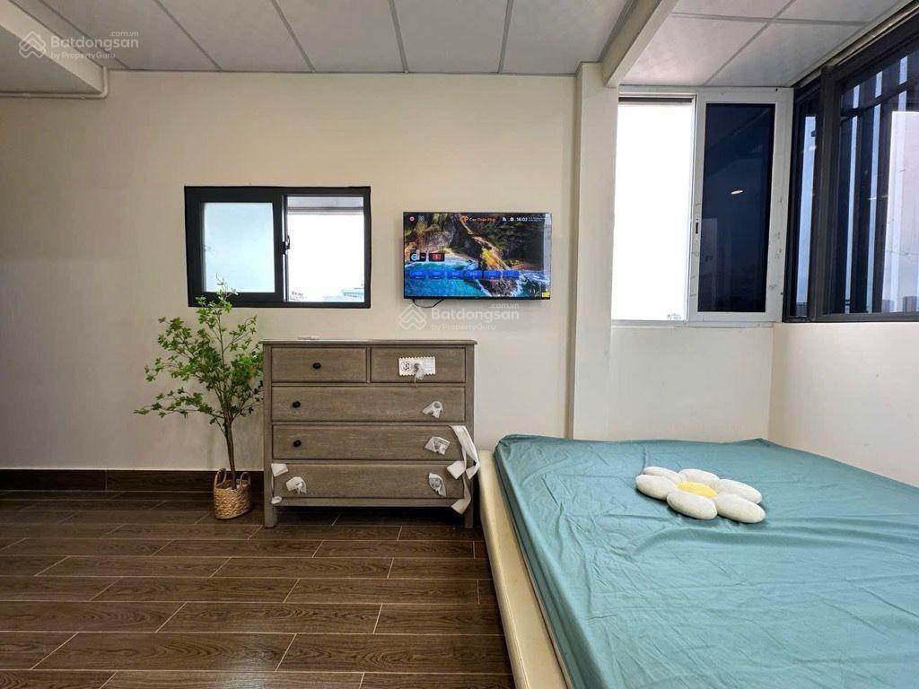 Bán chdv cao cấp 4 tầng 50m2  20m ra mặt tiền nguyên thị thập quận 7 doanh thu 40tr/thchỉ 7tỷ3