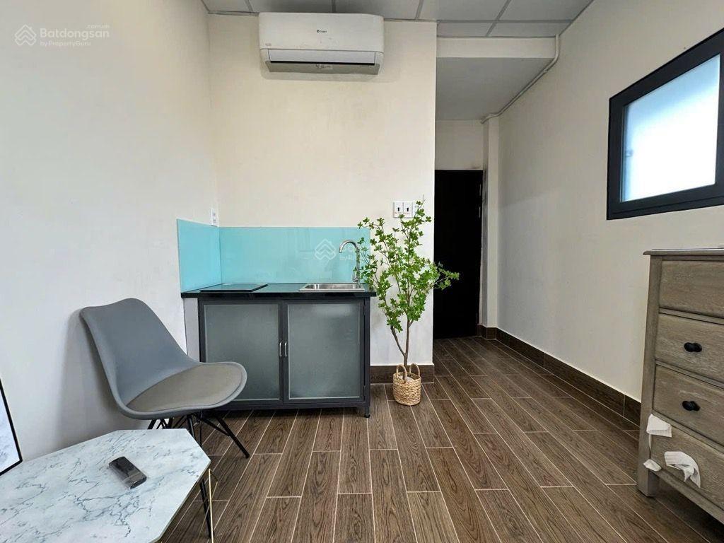 Bán chdv cao cấp 4 tầng 50m2  20m ra mặt tiền nguyên thị thập quận 7 doanh thu 40tr/thchỉ 7tỷ3