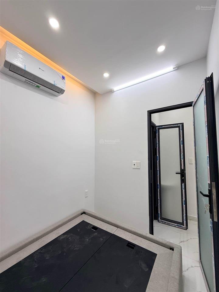 Bán nhà mới 2 tầng 2pn  lâm văn bền cạnh trường đh marketing quận 7  shr hoàn công chỉ 2tỷ9