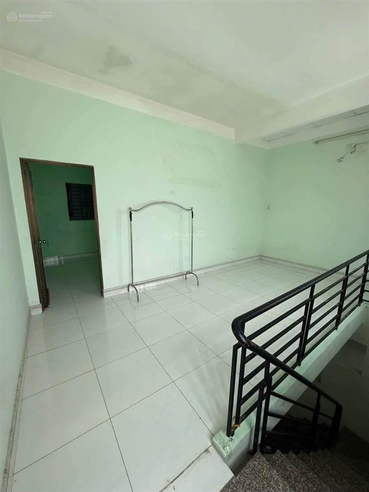 Chỉ 3tỷx có nhà 2 tầng  ngang đẹp 4.5m dt 45m2 ngay góc huỳnh tấn phát và nguyễn thị thập quận 7