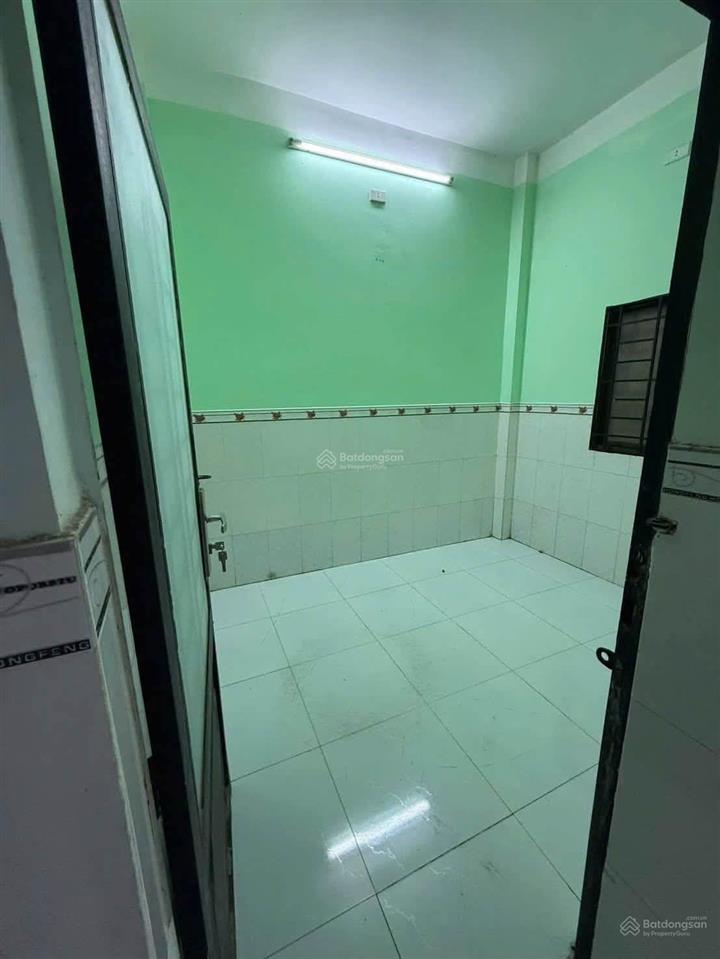 Chỉ 3tỷx có nhà 2 tầng  ngang đẹp 4.5m dt 45m2 ngay góc huỳnh tấn phát và nguyễn thị thập quận 7