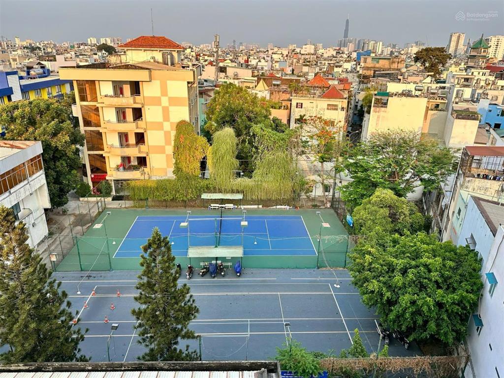 Penthouse 1pn 60m2 phong cách xi măng công nghiệp nhiều ánh sáng