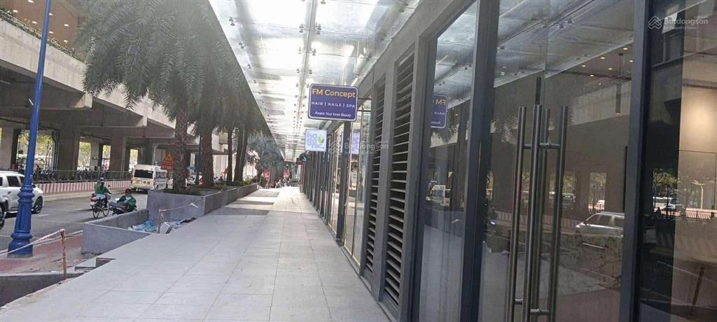 Cho thuê shophouse duplex 106m2 duy nhất tại masteri t5 thảo điền với giá chỉ 45 triệu