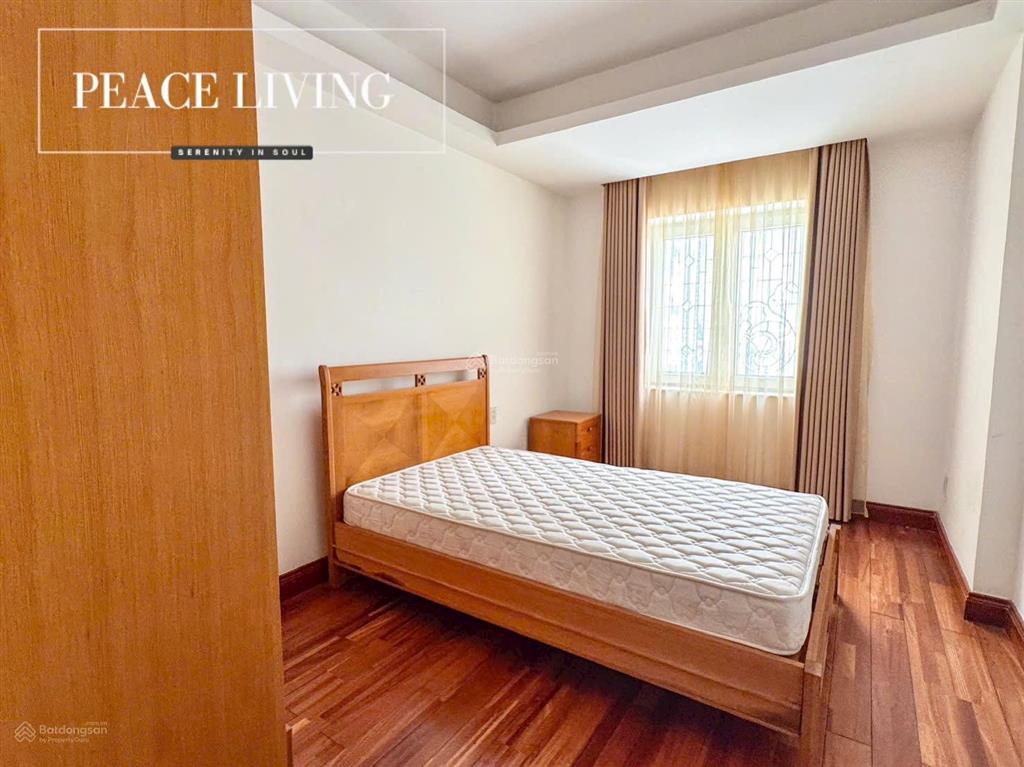 Căn hộ cao cấp gần sông 160m2 style hoàng gia rộng rãi , thoáng mát có hồ bơi gần bis , ...