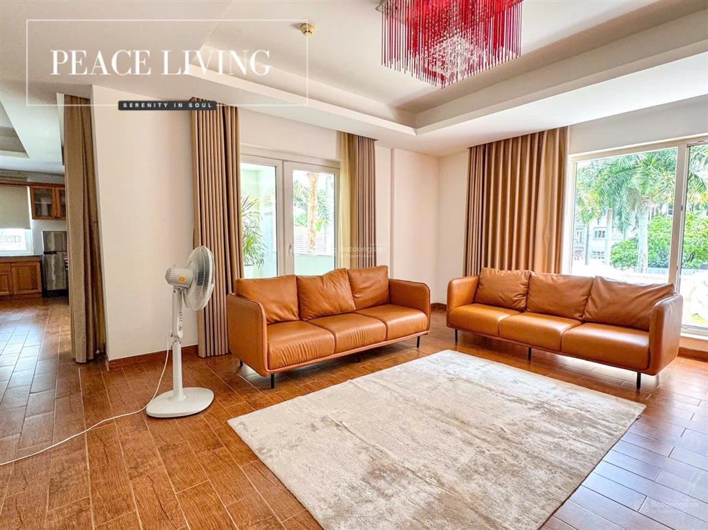 Căn hộ cao cấp gần sông 160m2 style hoàng gia rộng rãi , thoáng mát có hồ bơi gần bis , ...