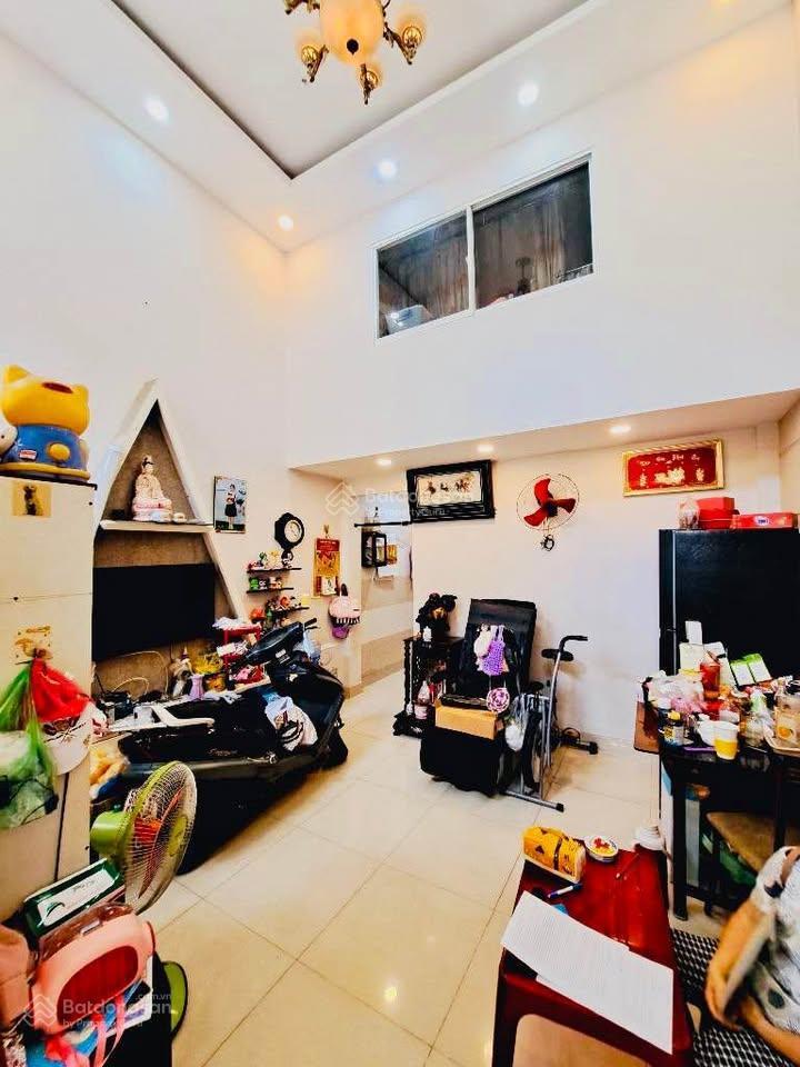 Thạch lam hẻm ô tô thông 54m2 vuông vức không lộ giới ở ngay đón tết chỉ 5.x