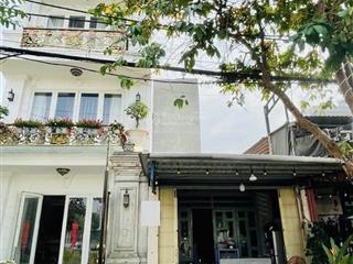 Ngay aeon mall  mặt tiền đường 12m có vỉa hè  đối diện công viên  60m  giá 8.x