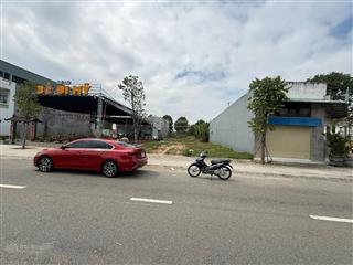 Chính chủ bán lô đất gần chợ mp3 bến cát, 150m2 mặt tiền đường lớn, full thổ cư