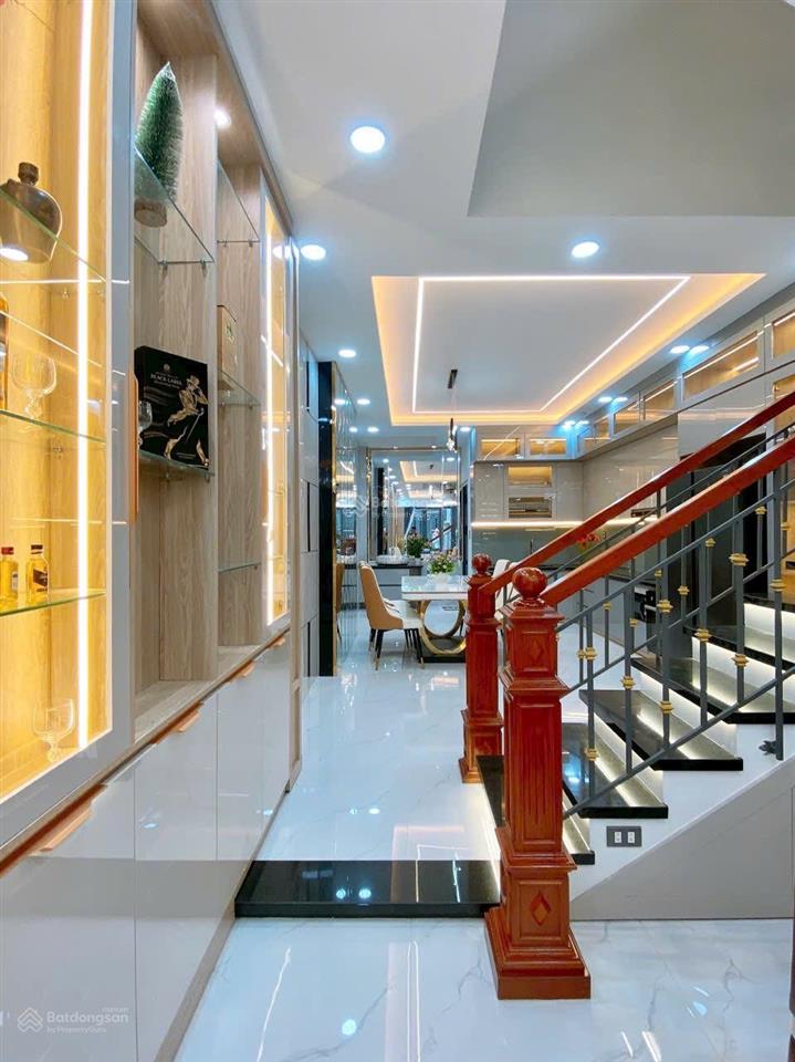 Bán nhà 52,8m2 nguyễn phi khanh, tân định, q1, ngay cầu bông, xây 5 tầng, sổ riêng