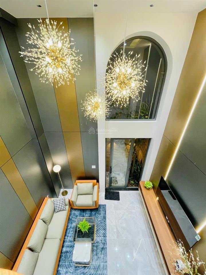 Cực hiếm! chính chủ hạ giá bán gấp nhà 64,7m2 võ văn tần, p5, q3. gía 3 tỷ390tr sổ riêng