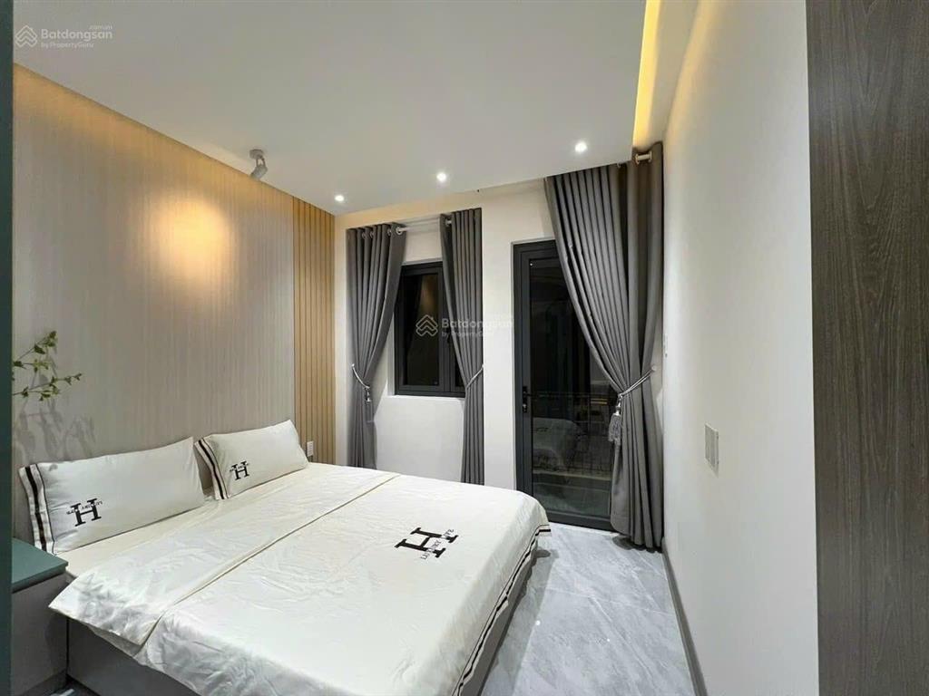 Chính chủ bán gấp nhà 31m2 cao thắng, p12, quận 10. gần vạn hạnh mall, giá 1tỷ550 sổ hồng riêng
